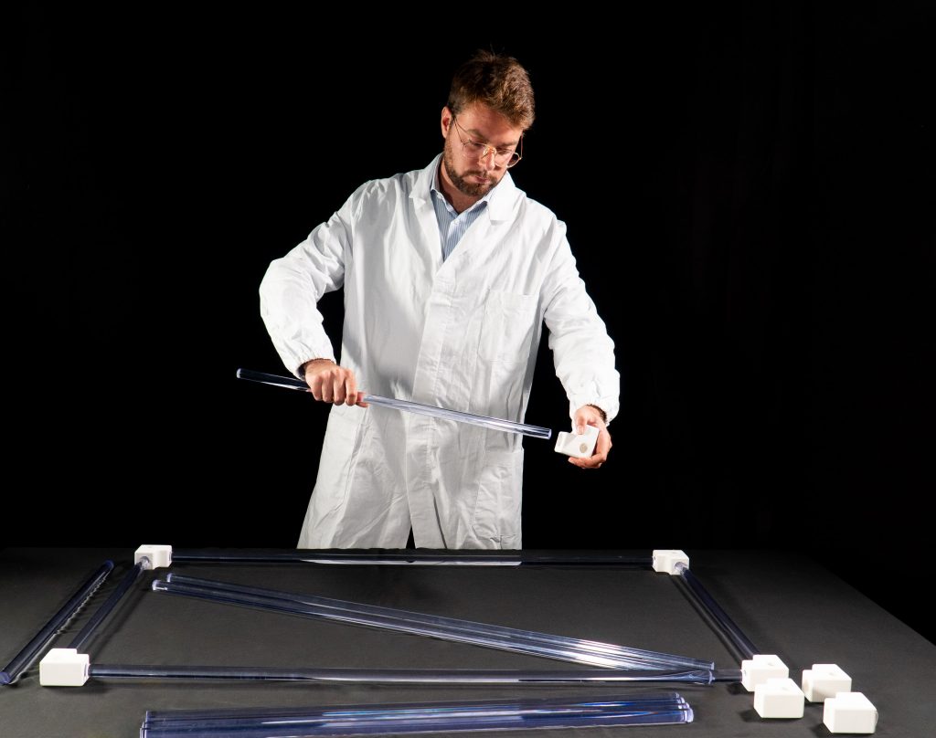 Instant Benchtop Isolator. - csv containment news