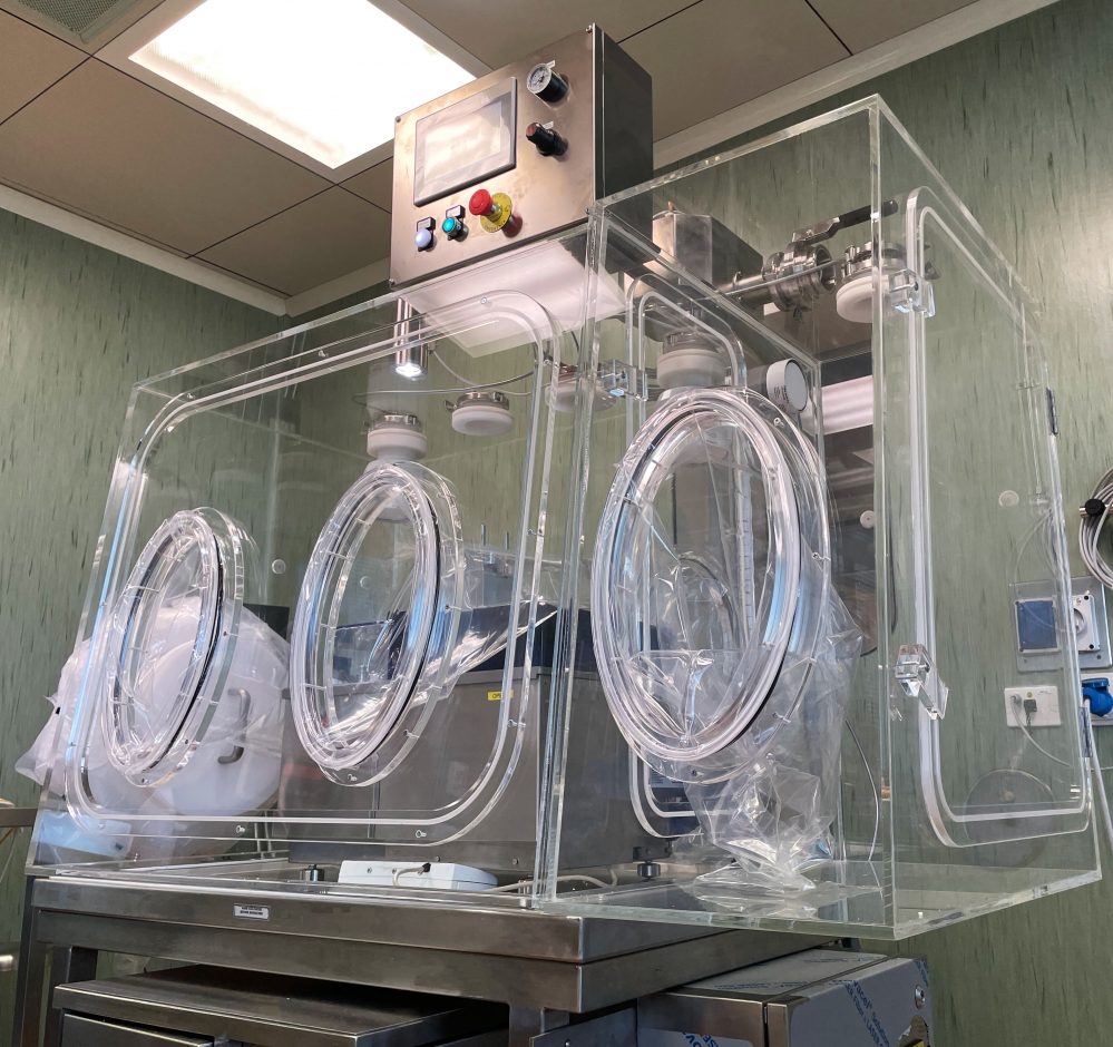 plexiglass isolator
