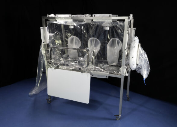 HPAPI R&D dispensing glove bag