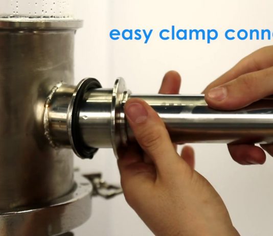retractable spray ball valve
